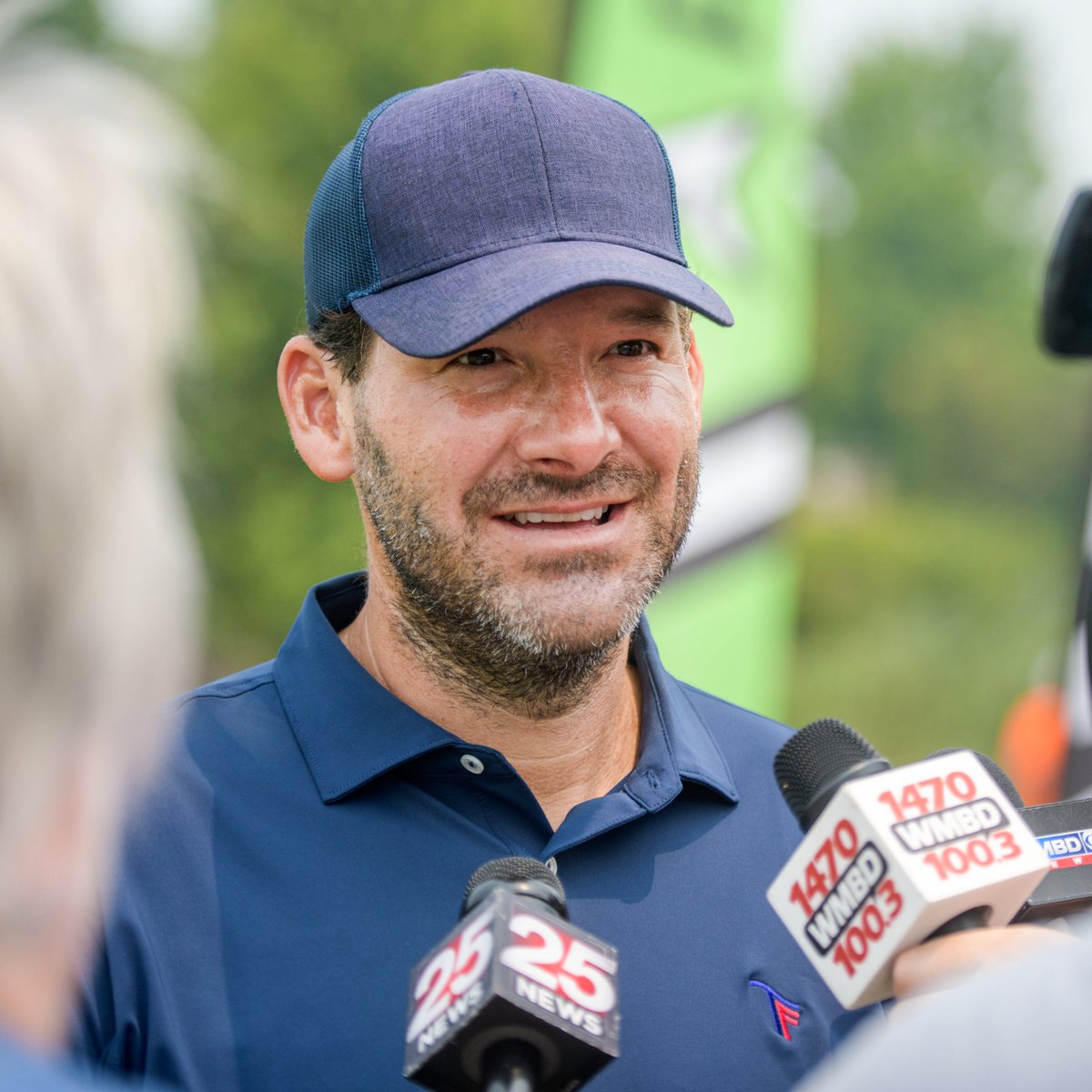 FOS's tweet photo. CBS Sports and Tony Romo have mutually agreed to part ways.

Romo served as CBS's No. 1 lead NFL color analyst for nine seasons before being placed on indefinite leave following a DWI in July. https://t.co/h1OWYbXd6X