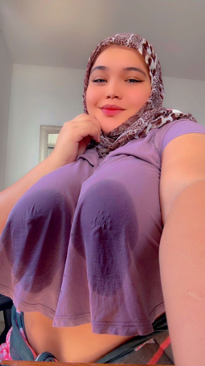 SofiaValbuena20's tweet photo. Hey Guys! I'm now LIVE on @Stripchat. Come play with me! 😈 #stripmenow #stripchat #stripchatlive 👉 https://t.co/JDVQwokLnK https://t.co/sjH5uRy40h