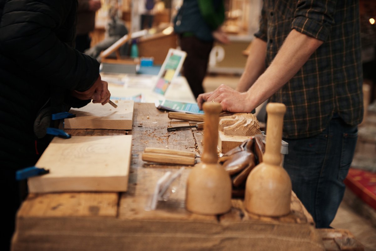 ExeterCathedral's tweet photo. FREE mulled wine with every pre-booked ticket 🍷

Journey into the new season at this year’s Autumn Fair in the awe-inspiring Nave on Tuesday 13 October (6:30pm-9pm) and Wednesday 14 October (10am-3:30pm).

Support a diverse line-up of small local businesses in the captivating setting of Exeter Cathedral. Discover delicious artisan food and drink, handcrafted jewellery and clothing, stoneware, ceramics, handmade crafts and more.

Entrance to the Cathedral is free during the Autumn Fair, so why not enjoy the peaceful atmosphere of the Quire or look up to discover awe-inspiring architecture including our 14th century stone vaulted ceiling – the longest continuous medieval stone vault in the world!

🔗 Book your free tickets here: https://t.co/wOlVBxPMne

#ExeterCathedral #YourCathedral