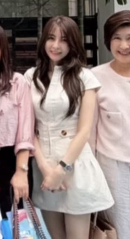 purinokoro's tweet photo. โห dna สุวิทยะเสถียร สวยได้แม่จริงๆน้องเอ https://t.co/Z67dI7zdFW