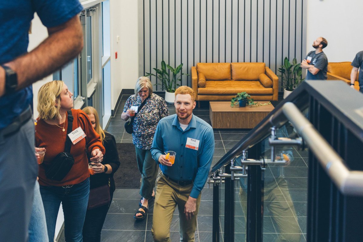 teslarsoftware's tweet photo. We couldn’t bring everyone to Northwest Arkansas without welcoming them into our home!

After TUNE officially wrapped, bankers joined us at Teslar HQ to meet more of our team, explore the office, and spend more time together before the TUNE Awards Ceremony. https://t.co/LrTrNCleL0