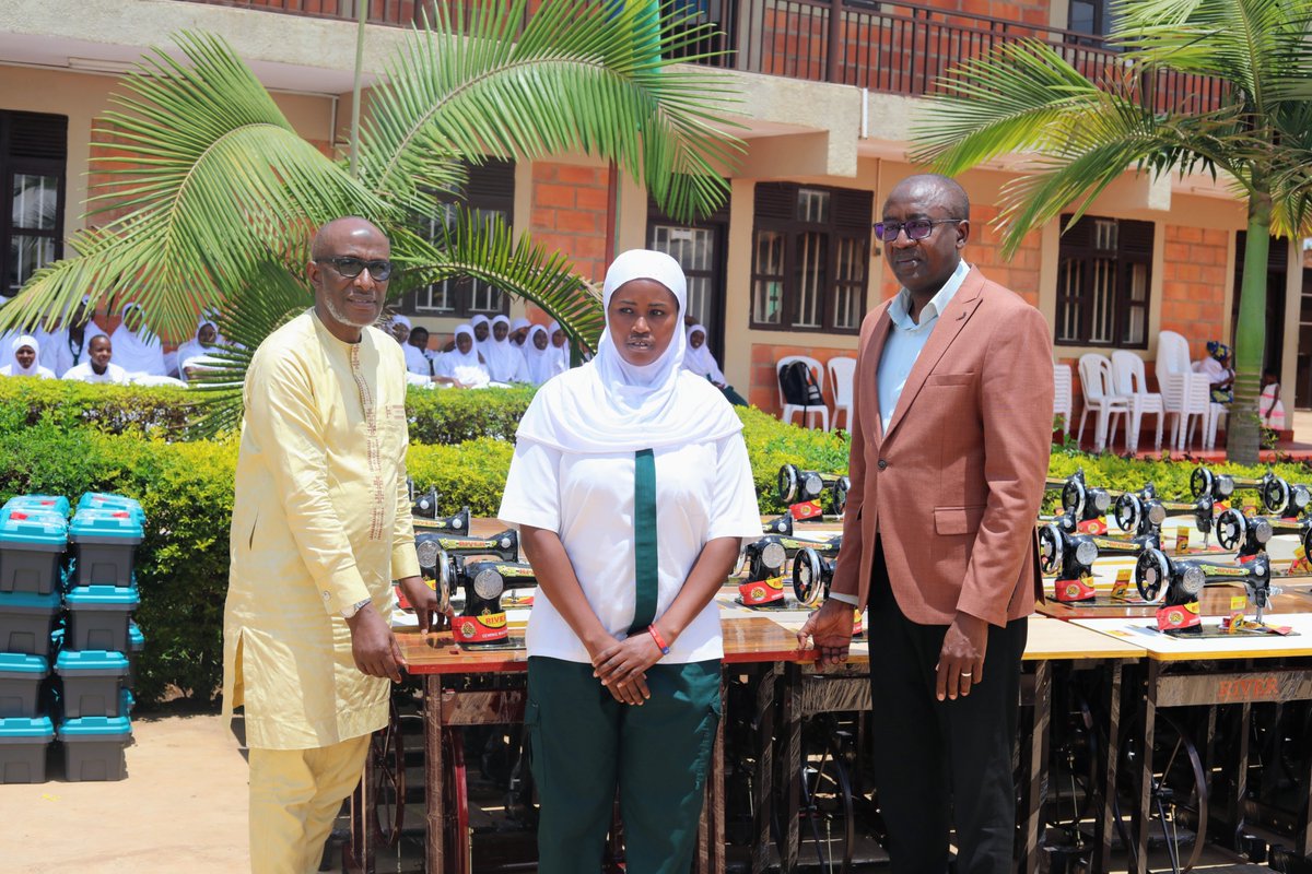 YesRwanda_'s tweet photo. Every young person who gains practical skills gains a stronger chance to build a better future. The work of Umbrella for Vulnerable shows how education, vocational training and tools can help Rwanda’s youth become self-reliant and contribute to development. https://t.co/DhwGEP7ERr