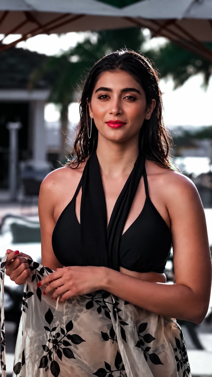 SWARNA4RIYa's tweet photo. Good night.. happy weekend.. https://t.co/MWRlOyUgBW
