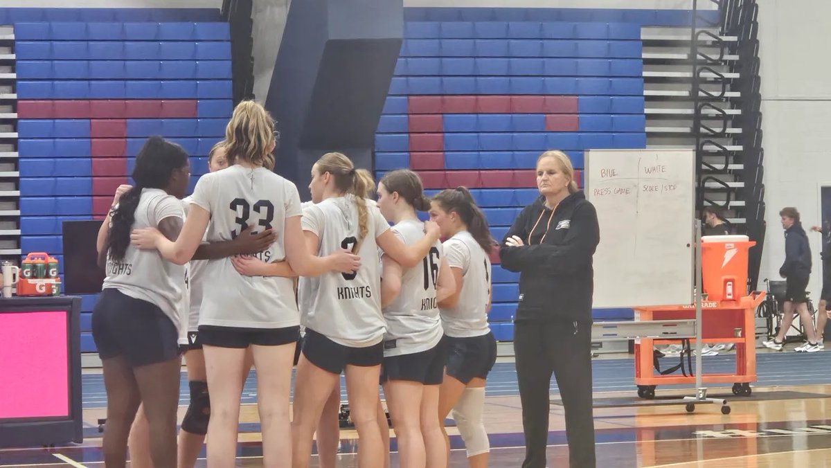 DalyDoseOfHoops's tweet photo. “This is the best the defense has been during the summer and fall.”

As @FDUKnightsWBB ramps up another championship defense, the attention to detail becomes sharper and more meticulous.

@Coachgaitley spoke to @rfloriani about it this week: https://t.co/GgzZtYdNTk #uKnighted https://t.co/4BDn6kIGGY