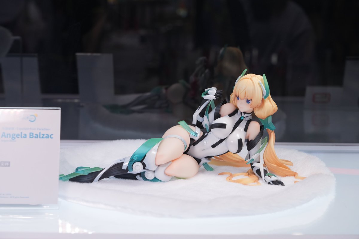 Solarain_Toys's tweet photo. #Solarain出展情報✨

Solarain x「楽園追放 -Expelled from Paradise-」
「アンジェラ バルザック」
1/6スケールフィギュア、監修中デコマス
「ワンフェス2026上海」にて展示中！

▼開催概要
「ワンフェス2026上海」
📍上海新国際博覧センター【ブース：W5-A48】
⏰2026年10月3日（土）-10月4日（日）

皆様のご来場をお待ちしております！
#楽園追放
#上海ワンフェス
#WF2026