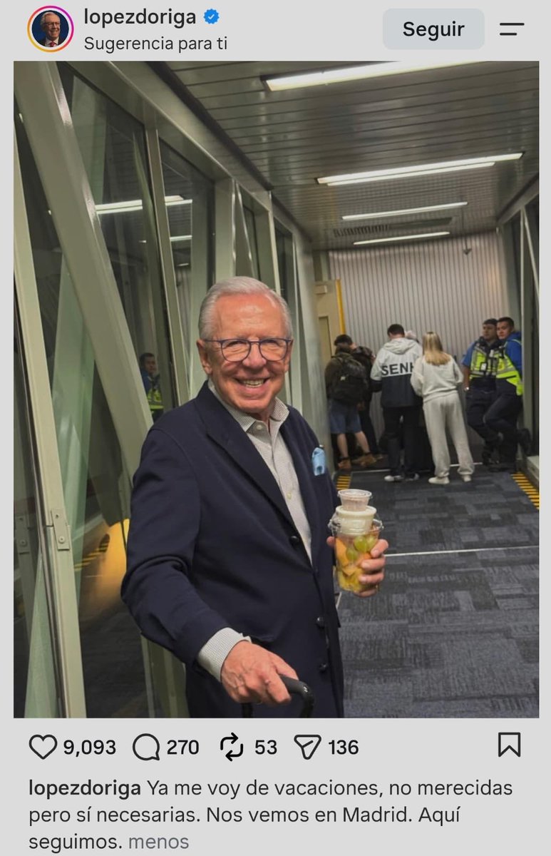 fernandeznorona's tweet photo. Qué tiempos en que te ibas en avión privado, se acabaron @lopezdoriga. https://t.co/ASyNUNJFuE