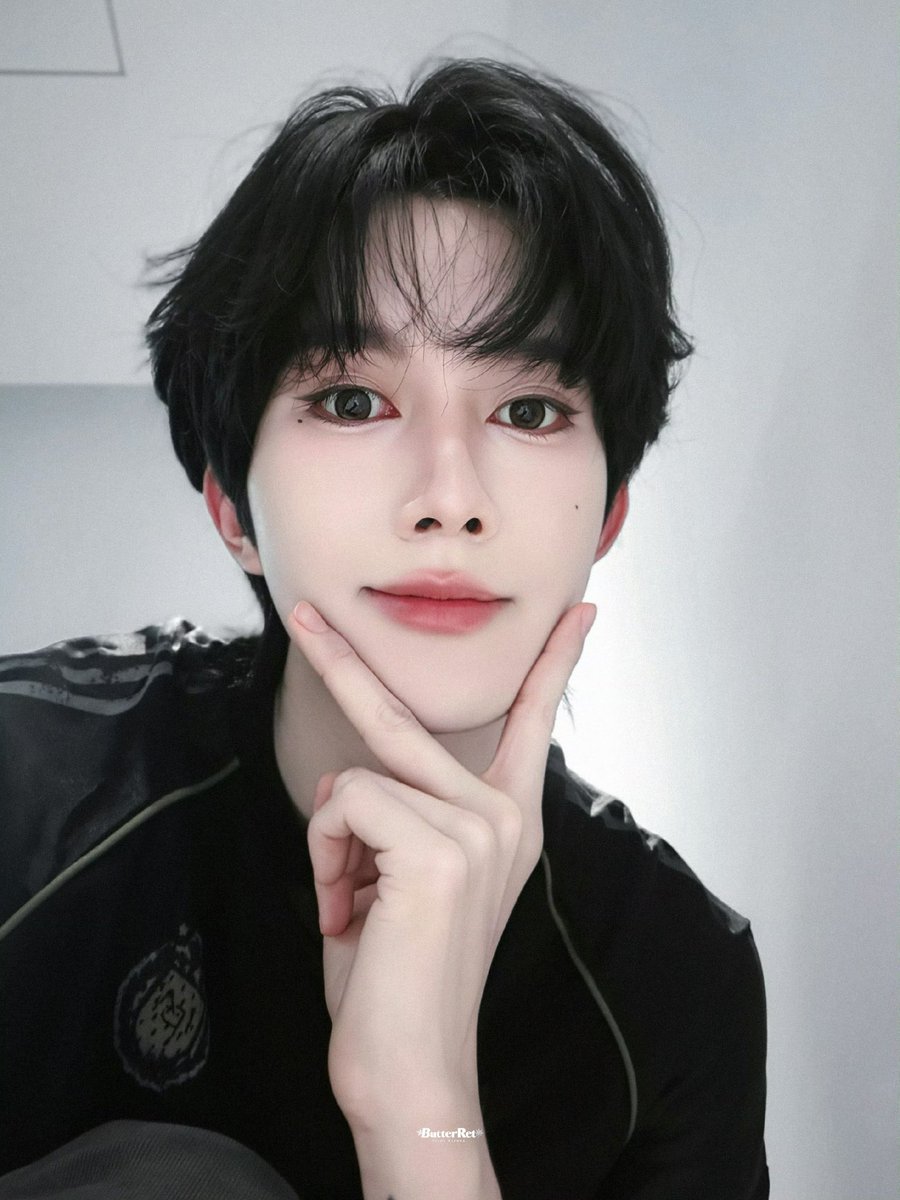 MS1125246's tweet photo. เจ้าตะเร้กซิงซิง🫳🏻💗💕✨✨✨🎀

#EliotHuang #HuangXing #黄星 https://t.co/YaNSLiJYAU