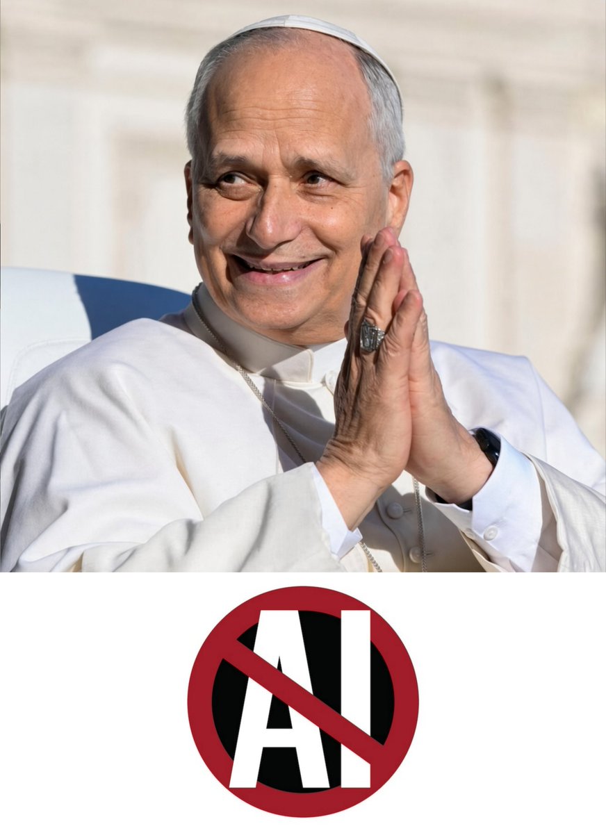 CartoonsOTMoon's tweet photo. El papa León XIV anunció que la Iglesia buscará renovar la histórica alianza con los artistas para 'salvaguardar nuestra humanidad':

💬 «En esta era de la IA, se vuelve urgente distinguir el arte humano de lo que producen las máquinas». https://t.co/YvRUKUl8ad