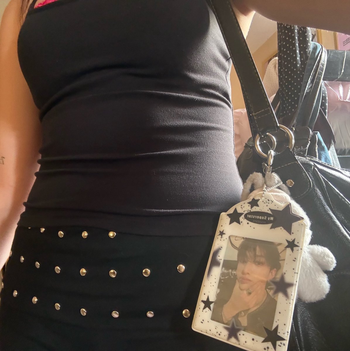 pylonnnnnn's tweet photo. he comes with me everywhere
his birthday is like christmas to me 
mi channi te amo je t’aime 사랑해 https://t.co/fUjde1V0HJ