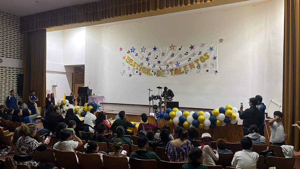andresonzaga's tweet photo. En el marco del Mes de la Discapacidad, tuvimos la alegría de acompañar el Festival de Talentos del Colegio Bolivia. ✨

Nos vamos con el corazón lleno de emoción y orgullo al ver cómo cada estudiante, desde su talento y creatividad, nos demuestra que cuando existen oportunidades, todos podemos brillar.

Gracias al Colegio Bolivia por abrir estos espacios y por su compromiso con una educación verdaderamente inclusiva en Bogotá. 💛❤️

¡Compartamos y celebremos juntos todo este talento!