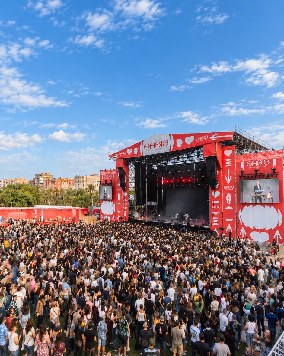 SpringAlc's tweet photo. Sabemos que os hemos puesto los dientes largos con la primera confirmación de #SpringFestival2027... ¿Pero queréis algo para hacer más llevadera la espera? 
¡Vente al último gran festival de la temporada! 

🎫 Últimos 500 abonos a la venta para SOLD OUT en https://t.co/GwegVHFRq0 https://t.co/cYSl3sWu8Z