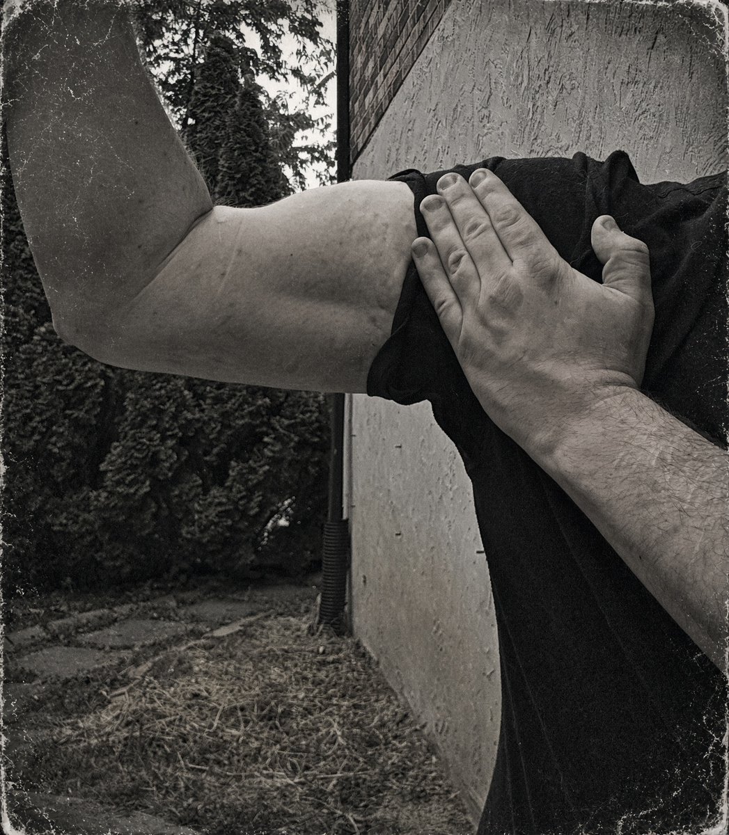 EinsatzOriginal's tweet photo. Become something your adversaries will come to fear. o/ https://t.co/kE5So1ZFak