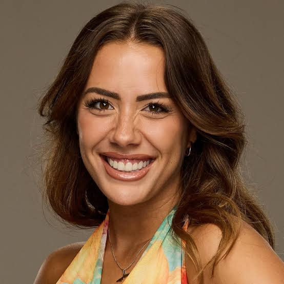 AlisonGrodner's tweet photo. Let’s send our strongest soldiers to survivor #bb28 https://t.co/aAFNgPFOfc