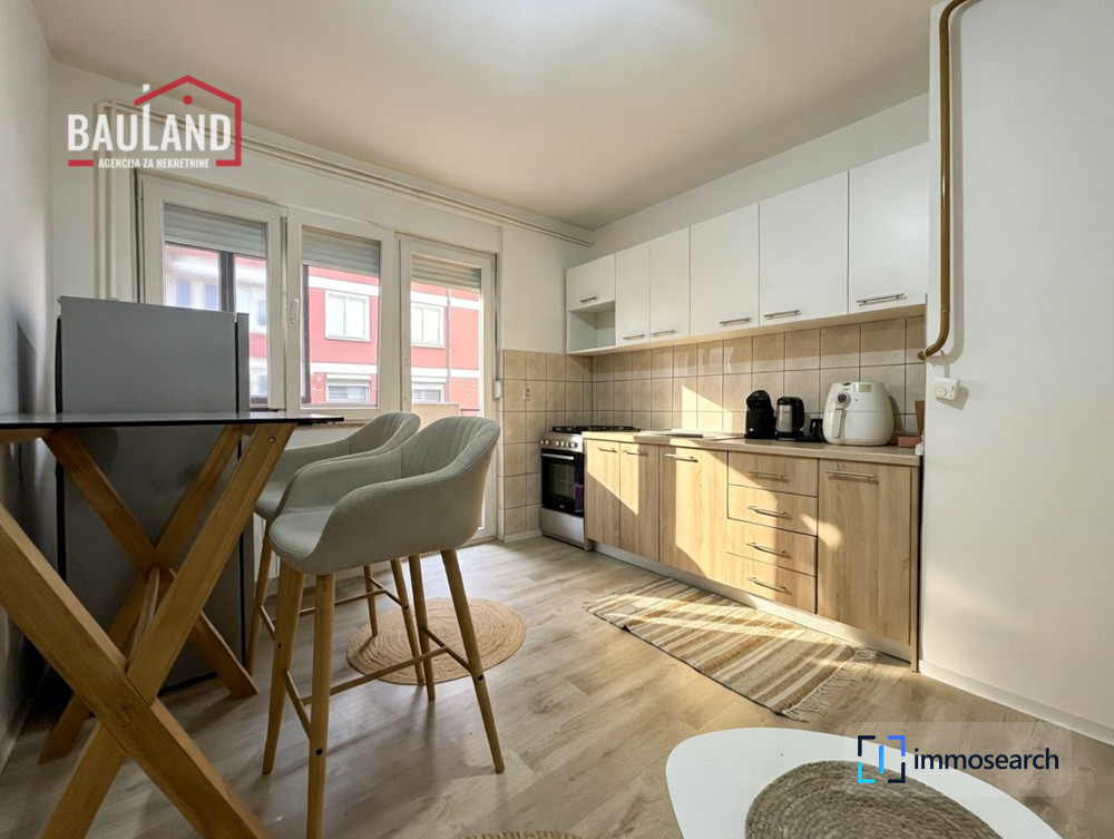 TraumImmos's tweet photo. Suchen Sie eine kompakte Wohnung in Ilidža? 🏡 Die vollmöblierte 37 m² Zweizimmerwohnung in Pejton bietet Balkon, Gasheizung mit individuellem Zähler und ist für 209.000 BAM reserviert.

Mehr erfahren: https://t.co/XkZJdEmyWq

#Ilidza #Pejton #Wohnung #Kauf #Balkon #Gasheizung https://t.co/hSTAF0NfMP