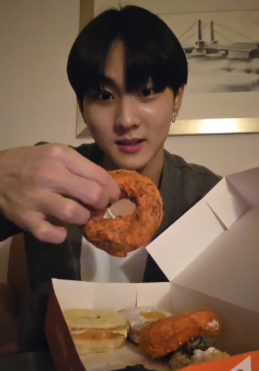 _yngwonnie's tweet photo. JUNGWON PASALUBONG

https://t.co/ClSqcFXwRS