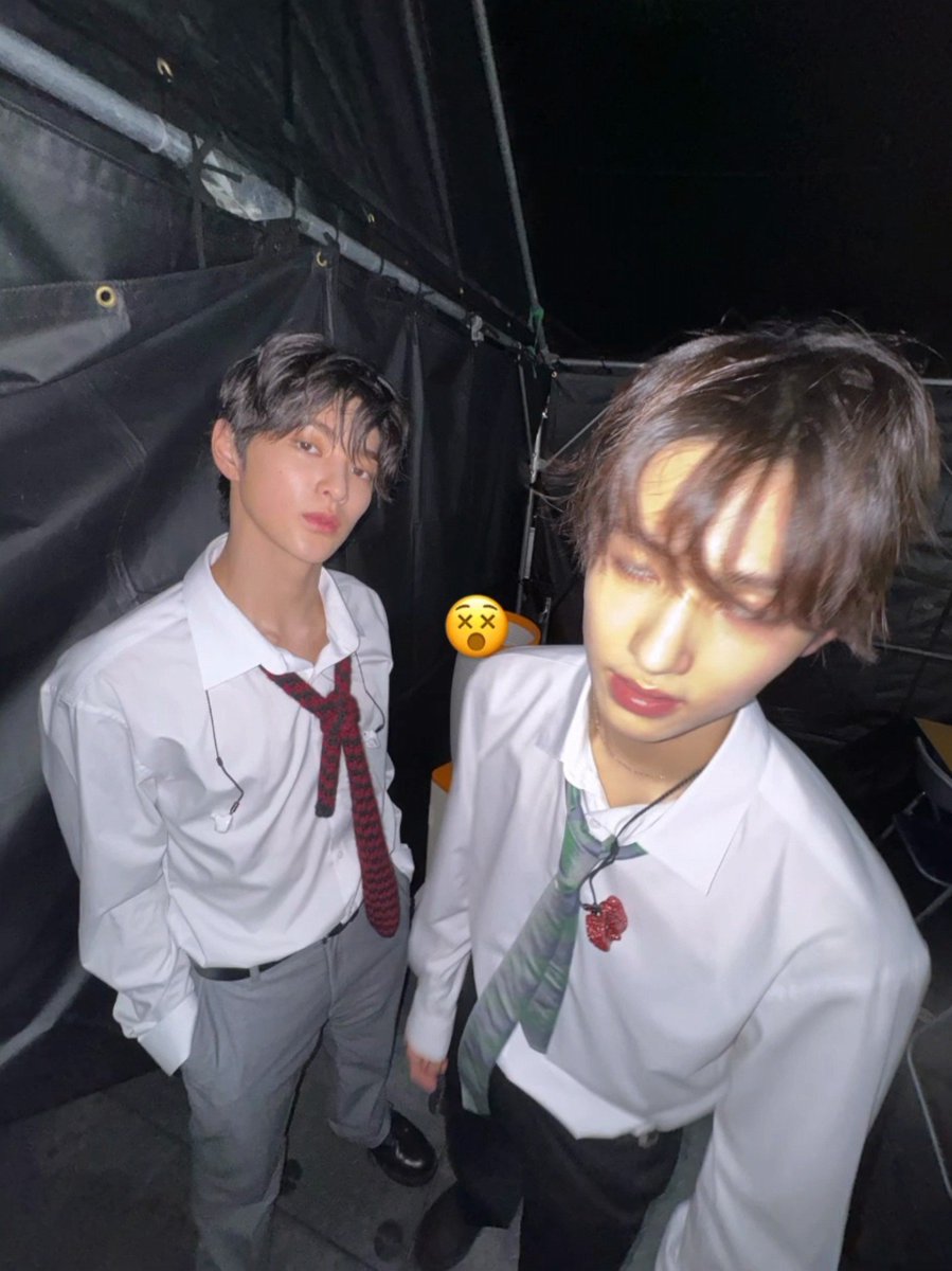zhaoyufancokr's tweet photo. [261003] #SEONGHYEON #성현 Weverse Moment https://t.co/1KtMuHEXWx