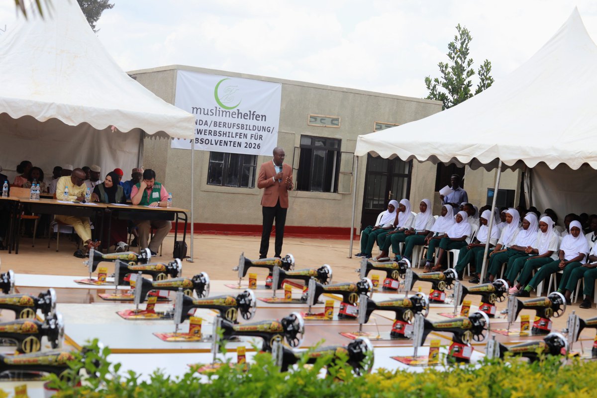 YesRwanda_'s tweet photo. @Karinganire_Has Education becomes even more powerful when it creates opportunities for self-reliance. The support given to these graduates is helping turn skills into livelihoods, jobs and stronger communities. https://t.co/iFD9gXTgWz