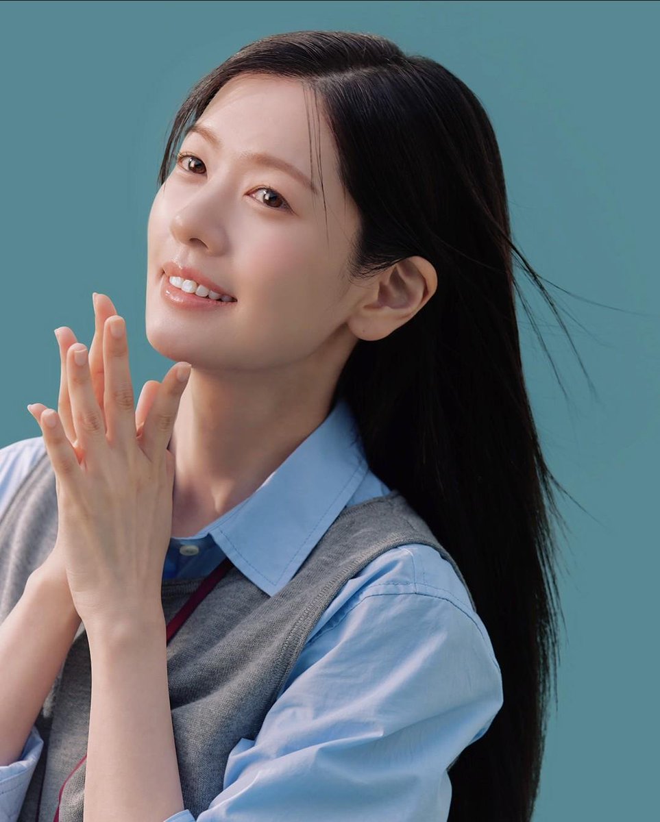 alchemyJSM's tweet photo. So-min 🌹🫶🫰🤟
#JungSomin #정소민 #TheDealer #SunriseMoon https://t.co/r9EXrFD1yf