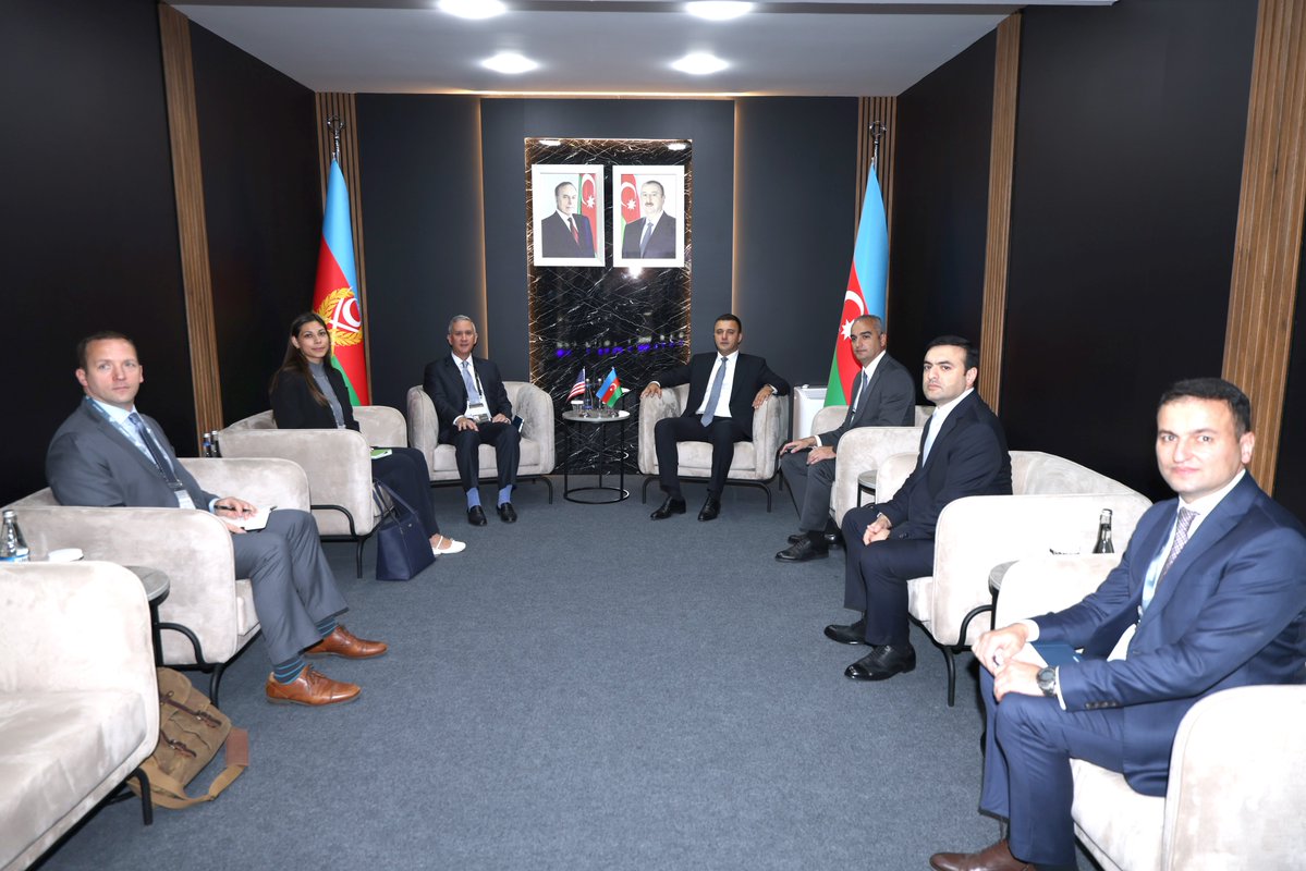 wwwmodgovaz's tweet photo. 🇦🇿 #DirectorGeneral Mr. Agil Gurbanov held a number of meetings with delegations from 🇺🇸 🇷🇴 🇰🇷 attending Azerbaijan International Defence Exhibition #ADEX2026 https://t.co/WY5UyOkVmY