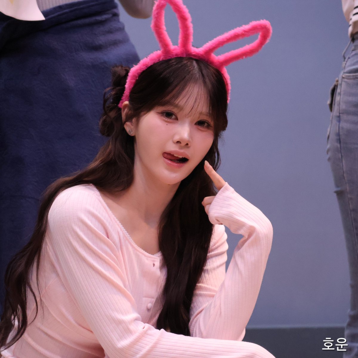 haoyunhong0429's tweet photo. 261002 #tripleS Everline fansign #Mayu

兔子Mayu 🐰

#트리플에스 #마유 https://t.co/9CnjO8mgZM