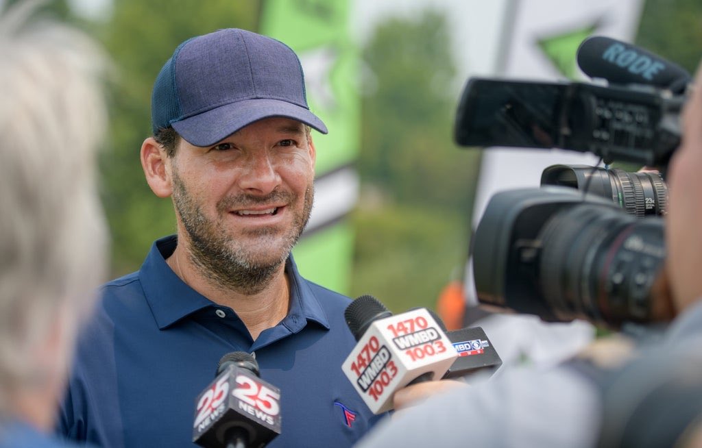 DallasTexasTV's tweet photo. Tony Romo and CBS Sports mutually agree to part ways following OWI arrest https://t.co/hCfMGgDwYA
