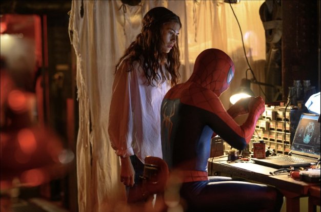 NangoCine's tweet photo. Como suelo avisar humildemente desde esta cuenta, es de mi agrado informar que SPIDERMAN: UN NUEVO DÍA estará disponible en todas las plataformas amigas el próximo martes 6 de octubre. https://t.co/ql4kQAiKjC