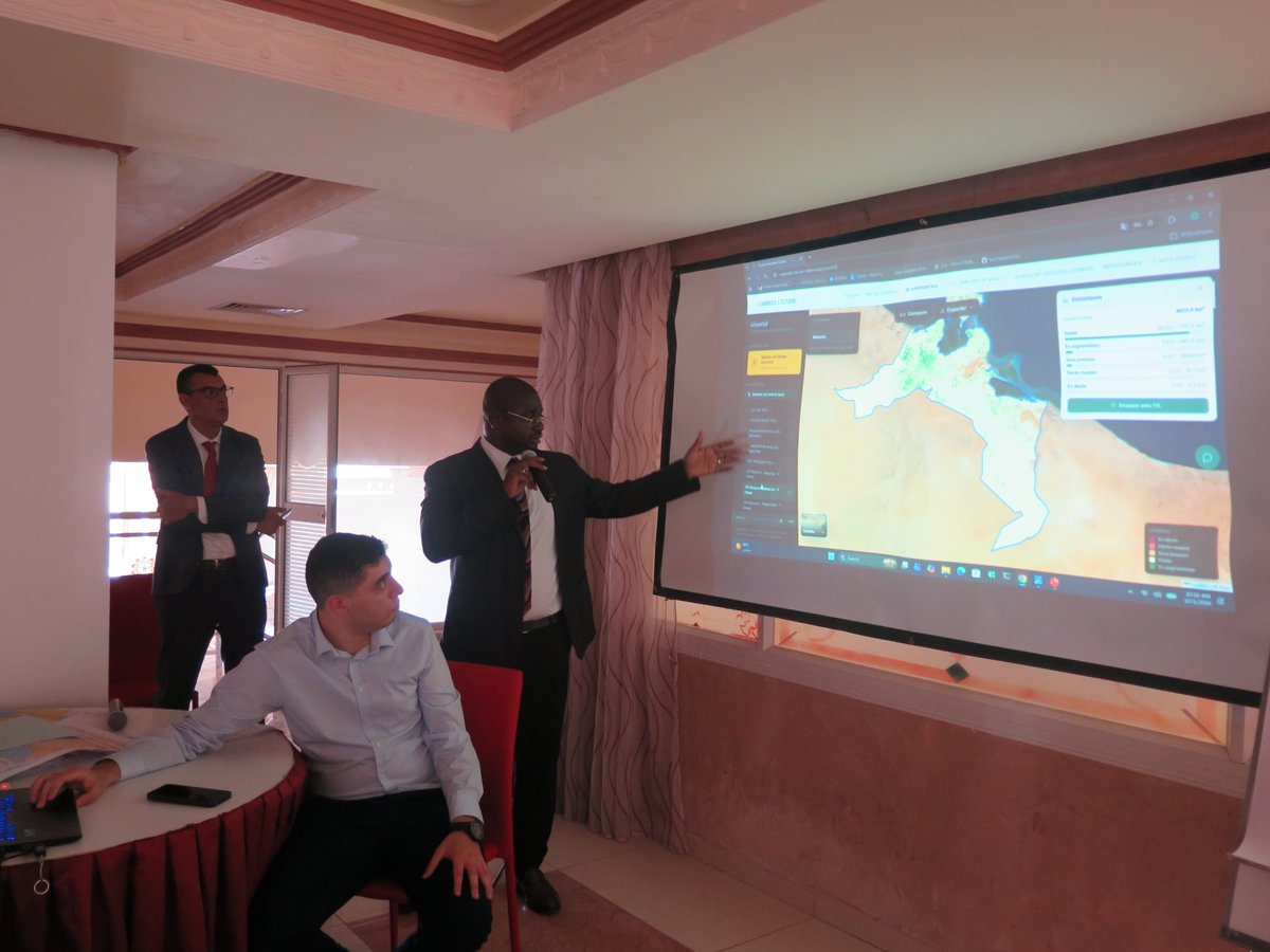 OSS_Comms's tweet photo. Tunisia prepares its 2026 @UNCCD national report. The regional workshop, held on 1–2 October in Zarzis, focused on land degradation, restoration and Land Degradation Neutrality.
https://t.co/86b2SUXpMc https://t.co/dhCW00x8Ez