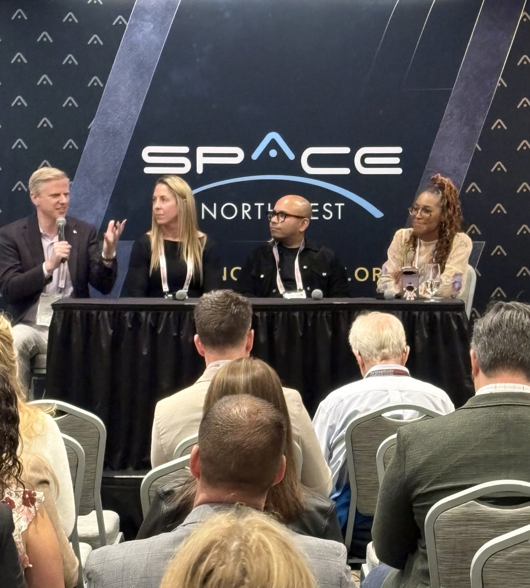 _Rocketdyne's tweet photo. What an incredible week celebrating #SeattleSpaceWeek and the #ArtemisII Crew! From the Space Northwest Symposium in Seattle to the streets of Houston, TX, it was a week that reminded us why we love what we do! https://t.co/5nnoGVnCsM