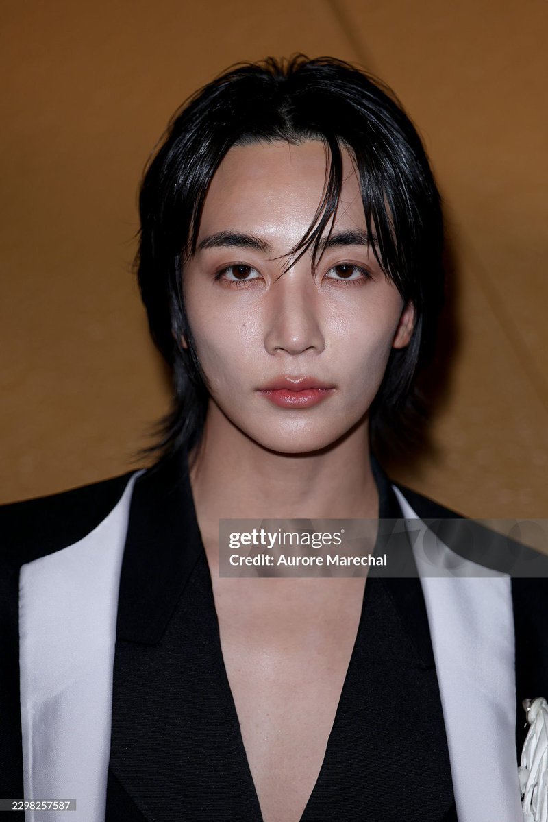byminwon's tweet photo. HOLY SH!T 😵 https://t.co/le0fZl0bzt