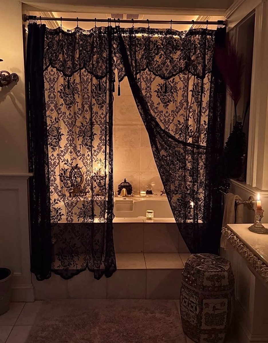 deathilll's tweet photo. lace is the perfect touch https://t.co/g8qBhiJL2y