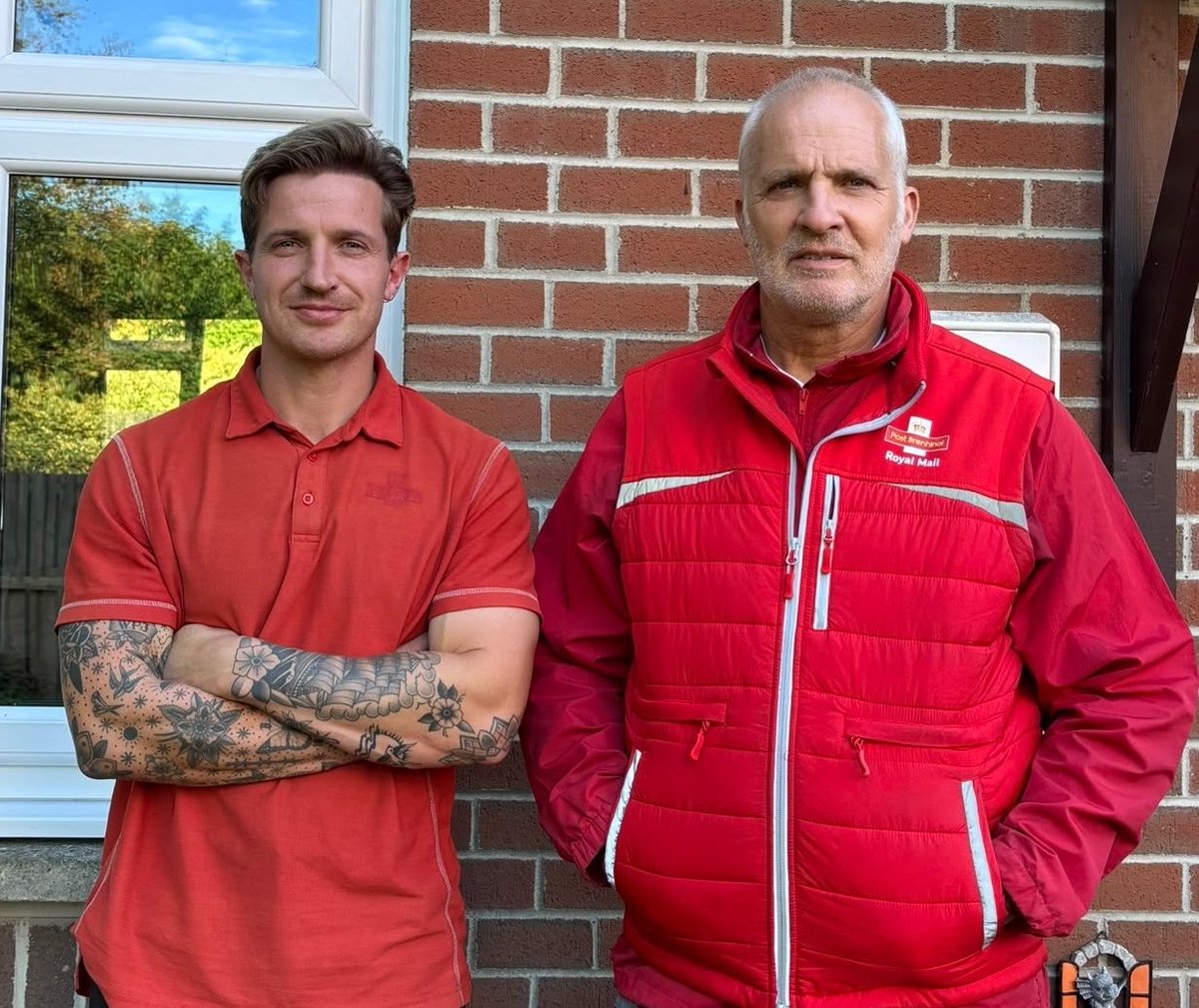 Josh__Coombes's tweet photo. End of an era. Last day with Royal Mail today for me, my dad finished last month after working together in Lampeter office. 4 generations of Coombes postmen, my grandad and great grandad worked together in Penarth office 🚗 https://t.co/CeCH8aN6rS