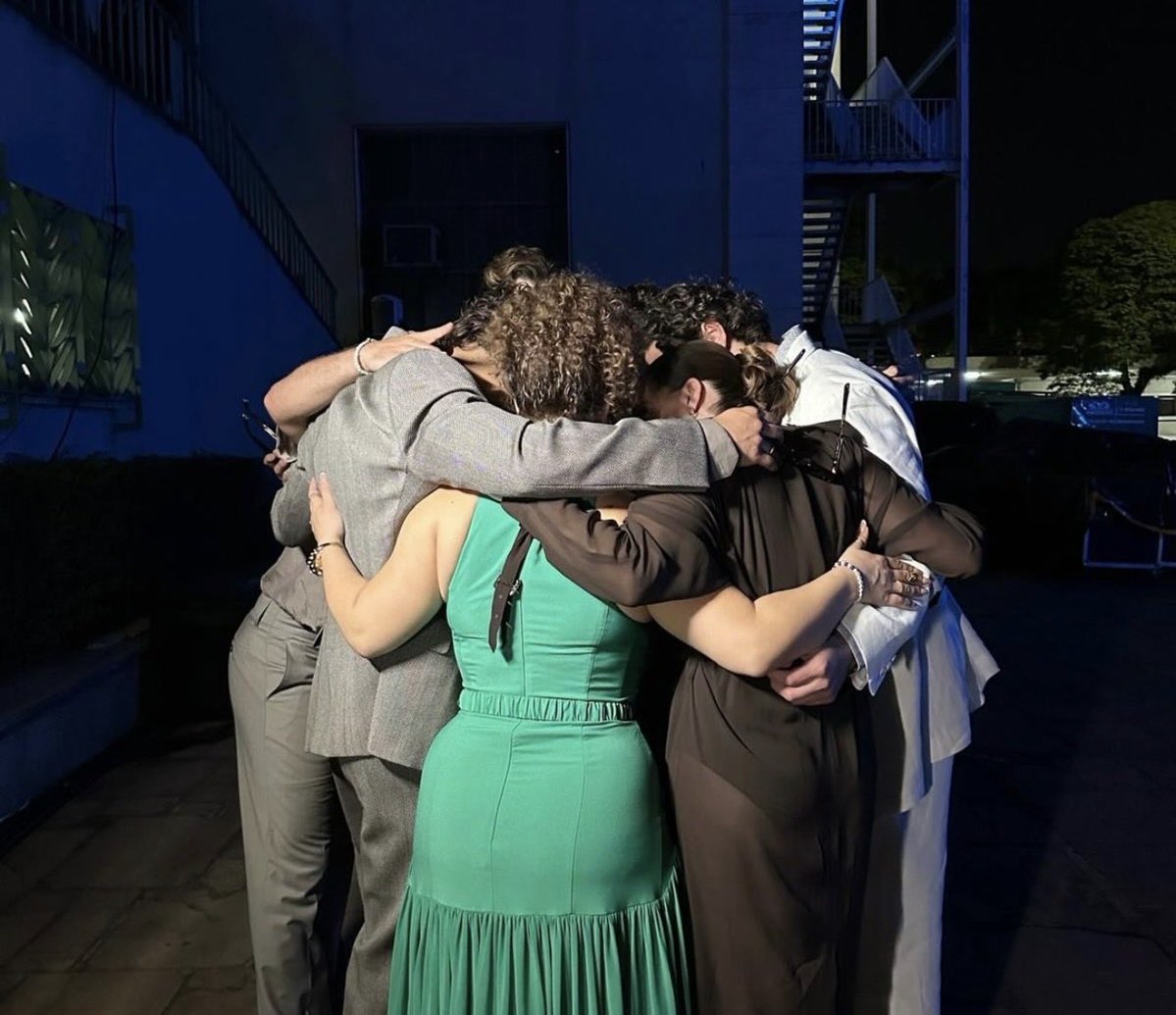elxwellsy's tweet photo. @graham44hannah Another manifestation circle 🤭🕯️ https://t.co/hytvuJ8hea