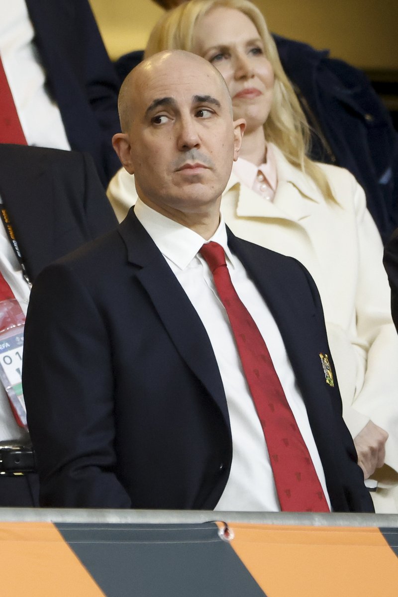 UnitedStandMUFC's tweet photo. 🚨 When joining Man United, Omar Berrada gave absolute assurance to Ratcliffe and the Glazers that he never engaged in any wrongdoing involving Man City's charges. At the time, he was also of the view that they, as a club, were innocent of said charges. [@lauriewhitwell] #mufc