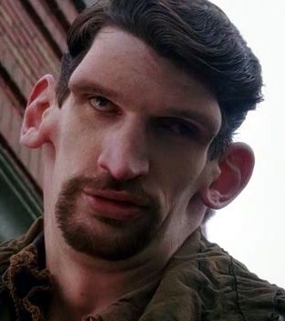 ThisBehelit's tweet photo. @qweqwe669 He looks like the love child between Matthew Mcgrory and Linus Sebastian. https://t.co/jf2LOrhErA