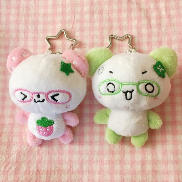 Foremosct's tweet photo. how pinterest sees u!

~ character
~ plushie
~ nails
~ quote https://t.co/cfxEJRztR6