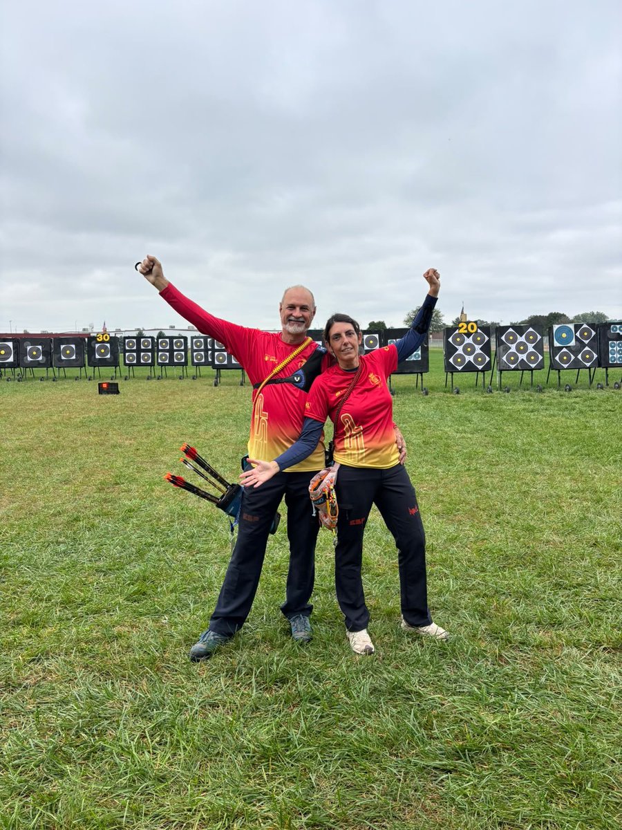 RFETA's tweet photo. #WA3DCYankton26

¡2 de nuestros equipos lucharán hoy por las medallas del Campeonato del Mundo de 3D!

DESNUDO MIXTO
1/2 🇪🇸 120:137 🇷🇺
Final🥉🇪🇸 vs 🇩🇰 ⌚20:10

EQUIPO MUJERES
1/4 🇪🇸 122:88 🇺🇸
1/2 🇪🇸 125:146 🇮🇹
Final🥉🇪🇸 vs 🇷🇺 ⌚21:40

EQUIPO HOMBRES
1/4 🇪🇸 144:153 🇮🇹

#TeamRFETA https://t.co/mnAlUy2AGj