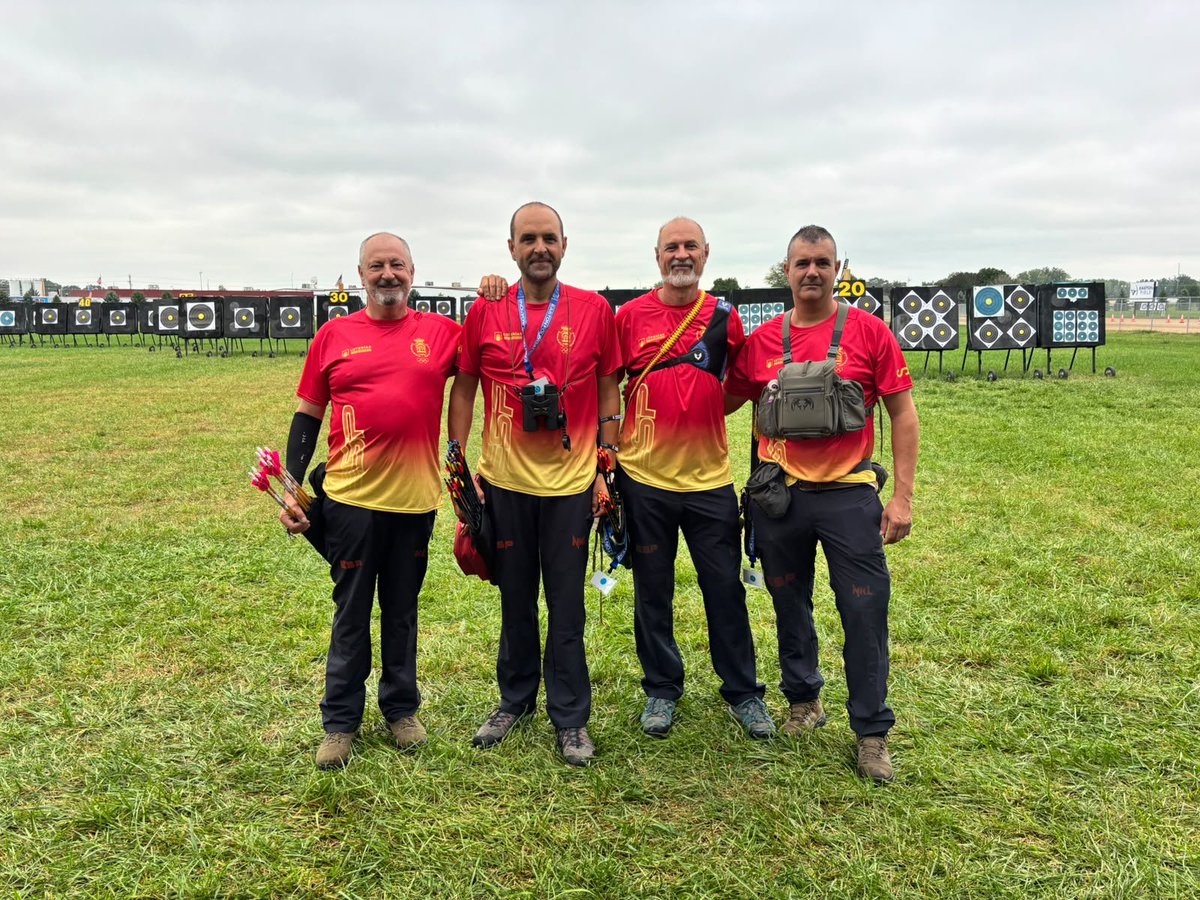 RFETA's tweet photo. #WA3DCYankton26

¡2 de nuestros equipos lucharán hoy por las medallas del Campeonato del Mundo de 3D!

DESNUDO MIXTO
1/2 🇪🇸 120:137 🇷🇺
Final🥉🇪🇸 vs 🇩🇰 ⌚20:10

EQUIPO MUJERES
1/4 🇪🇸 122:88 🇺🇸
1/2 🇪🇸 125:146 🇮🇹
Final🥉🇪🇸 vs 🇷🇺 ⌚21:40

EQUIPO HOMBRES
1/4 🇪🇸 144:153 🇮🇹

#TeamRFETA https://t.co/mnAlUy2AGj