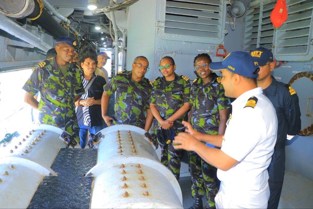 IndiainKenya's tweet photo. 🇮🇳🤝🇰🇪 Strengthening Maritime Partnership 

During INS #Tarkash’s visit to Mombasa, Indian Navy and Kenya Navy personnel undertook professional exchanges on Officer of the Day and Officer of the Watch duties, force protection, and electrical and engineering hygiene.

Kenya Navy medical officers were briefed on the ship’s onboard telemedicine facility, while joint planning discussions prepared the two navies for the Passage Exercise (PASSEX).

These exchanges promoted shared learning and strengthened interoperability between the two navies.

#IndiaKenya
@indiannavy @indiannavyMedia @kdfinfo @MEAIndia @ahcimombasa @IndianDiplomacy @ANI @DDNewslive