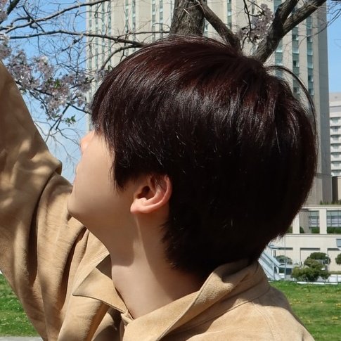 gamrzsc's tweet photo. ㅅㅊ앞니에게
  고멘네 요즘은 동글숑글볼만 생각해 https://t.co/BZXbXmrrtU