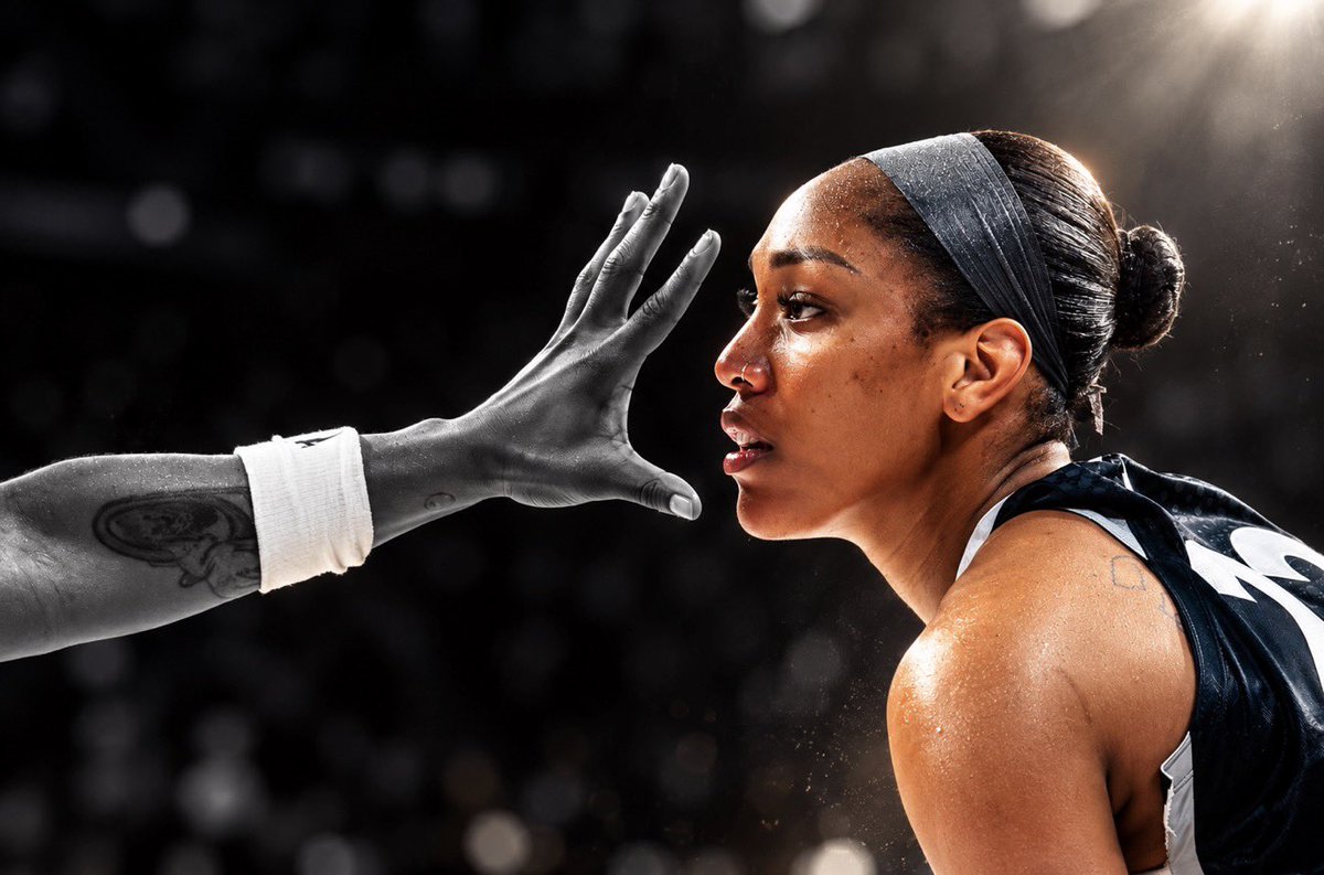 trendyhoopstars's tweet photo. A’ura. 👑✨ https://t.co/6Rzh4DbZ53