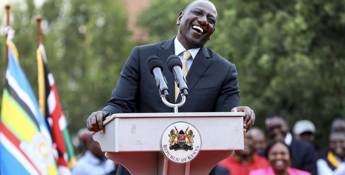 420Cousin's tweet photo. Ruto amehakikisha kila mpinzani ana chama chake cha siasa. 😂😂😂

Hii ndiyo game of numbers sasa wapinzani wake wamegawanyika kila mmoja ana chama chake cha siasa,  watakuwa na presidential bids tofauti, na kura zao zinagawanyika. Ruto kwa sasa yeye hahitaji kumshinda kila mpinzani anahitaji kuhakikisha hakuna anayekusanya nguvu ya kutosha kumzidi.

Kwa lugha rahisi ukigawanya wapinzani, unagawanya kura then unapanga numbers zako, halafu nenda kwenye ballot. ♟️