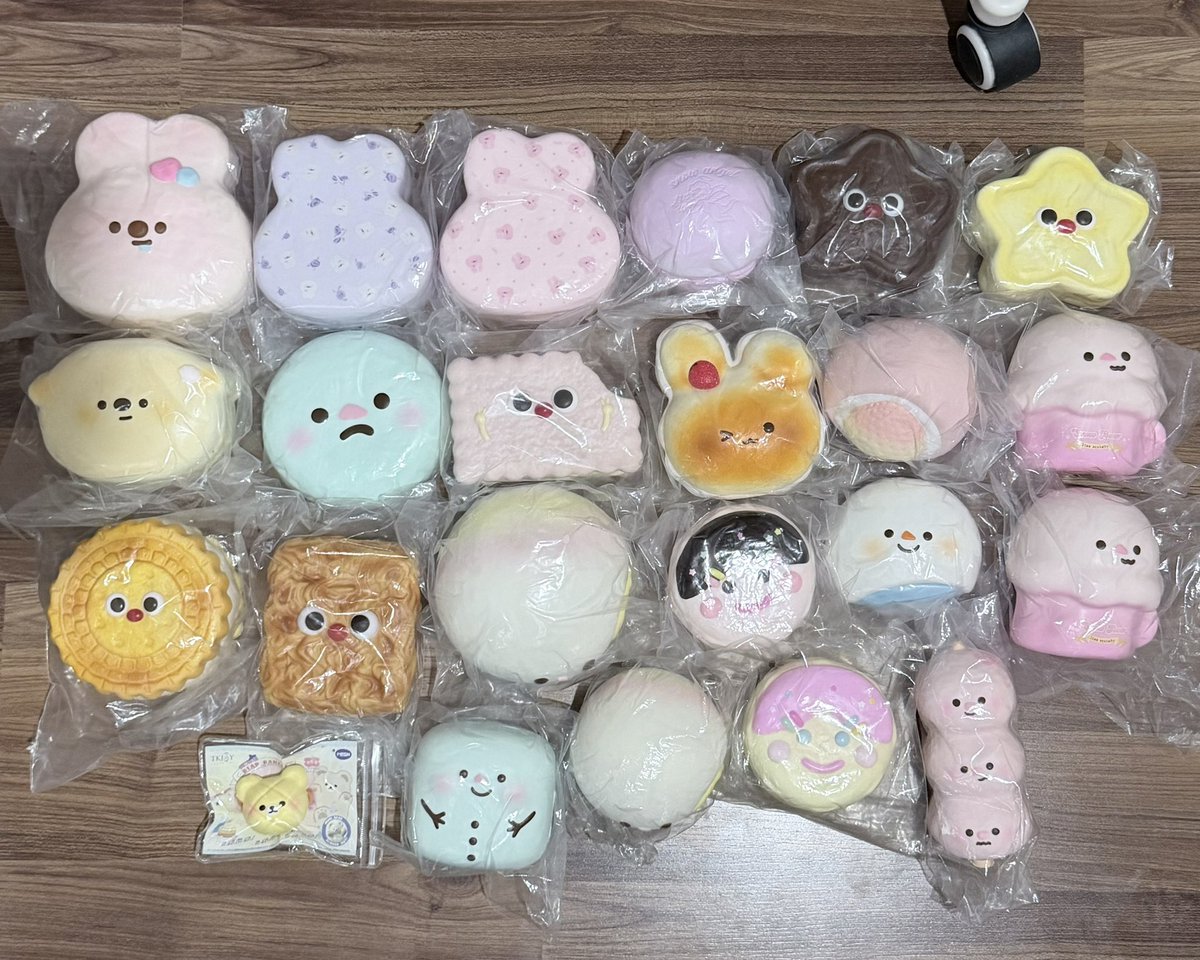 nan98383382's tweet photo. พร้อมส่งทุกชิ้น เหมาได้/ลดได้คุยราคาได้ทุกชิ้นค่ะ🙇🏻‍♀️

— ค่าส่ง 50 🚛 (รับพร้อมโอน)
— ในภาพมีพก.ทุกชิ้น ชิ้นไหนไม่มีจะแจ้ง🎀💭

Ig : butterbunny_squishy8 🤲🏻🩷
#ตลาดนัดสกุชชี่ #สกุชชี่ #Squishy https://t.co/EUrknftaeG