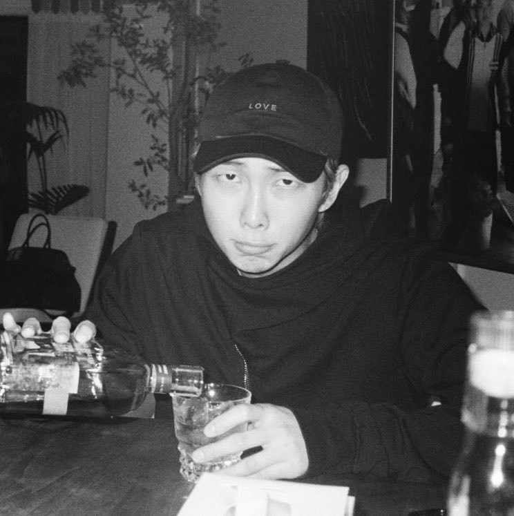 rkive7_94's tweet photo. Mood rn https://t.co/wk7CUymHCC