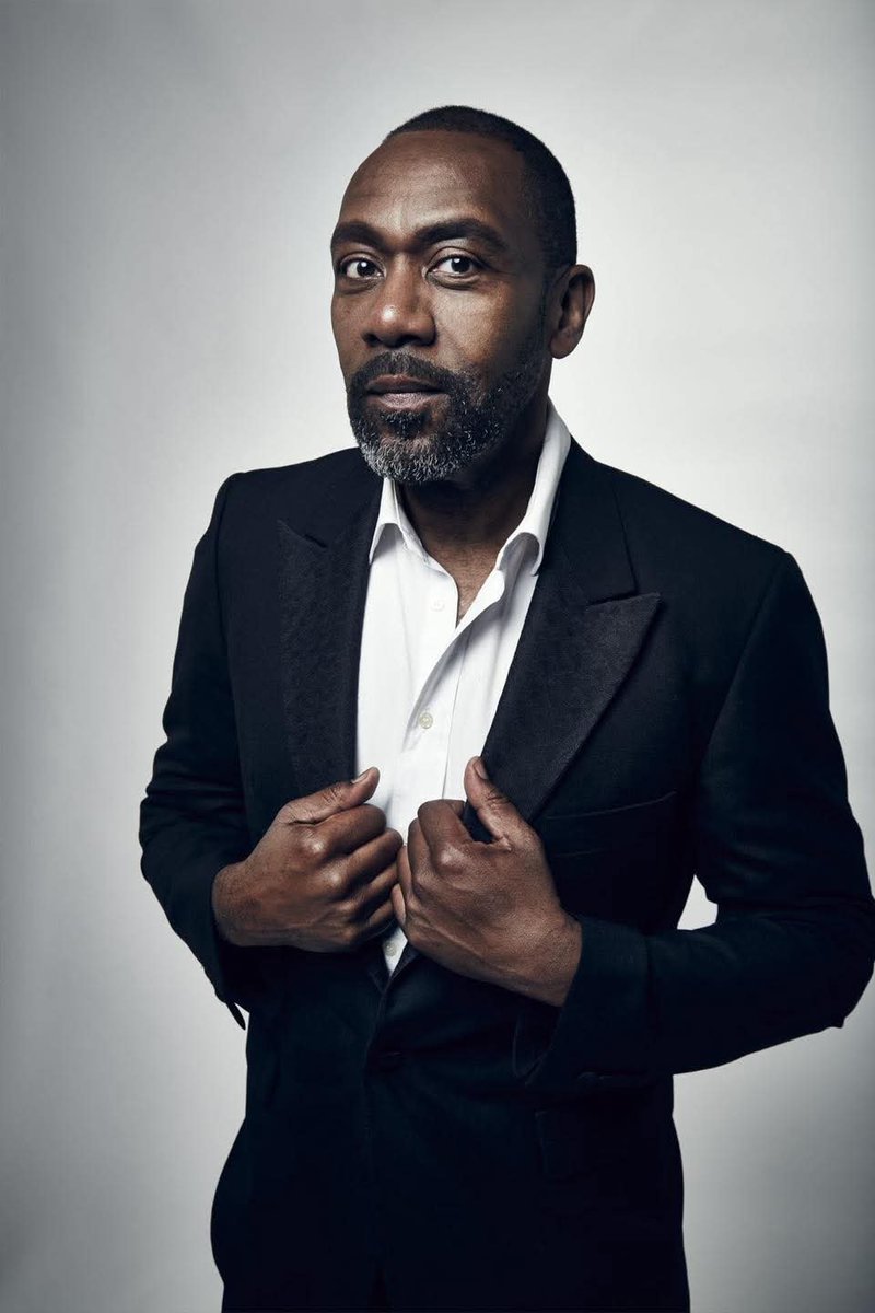 andrewc44104127's tweet photo. Lenny Henry has SLAMMED the tv series Blackadder saying that not a single character was black and none of them were even snakes https://t.co/J3pHmeT3Gn