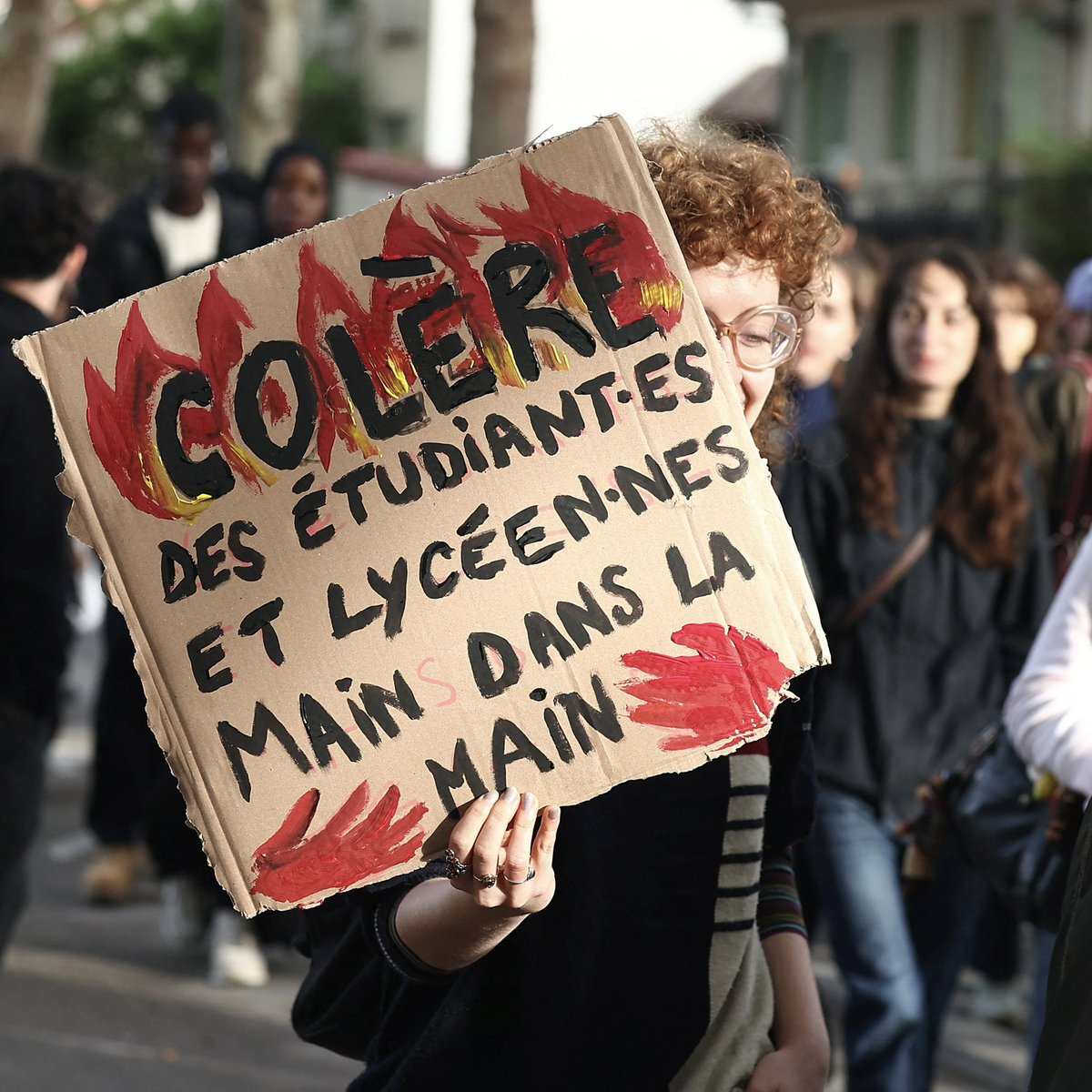 Kulturlesite_'s tweet photo. 🗣️ SDM apporte son soutien aux lycées en manifestations : 

« Force à tous les lycéens mobilisés dans les blocus ! 

Votre voix compte, vos inquiétudes méritent d’être entendues ! 

S’battre pour son avenir, c’est aussi défendre celui des autres !! 

Restez unis, solidaires et pacifiques ! Soutiens à fond »