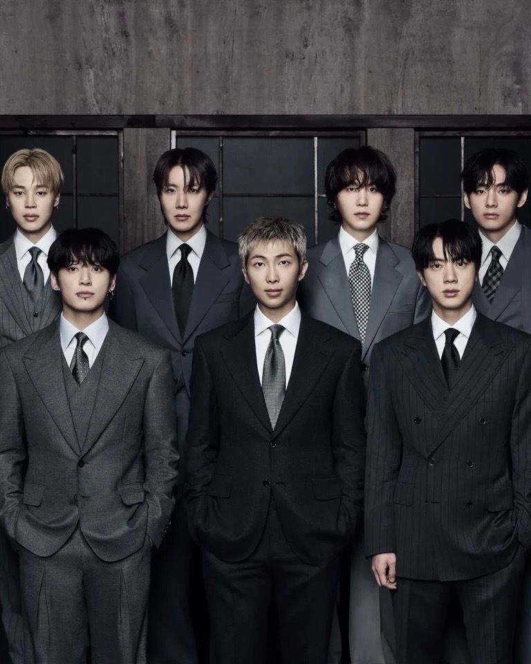 PopCrave's tweet photo. Following the introduction of the Asian Pop category, both Stray Kids and BTS did not submit their music for consideration at the 69th Grammy Awards. https://t.co/AqDJUTK15L