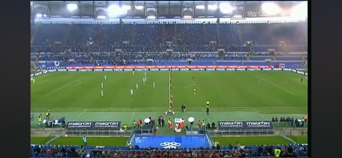 latiumvetussl's tweet photo. @sslazioofficial Derby 2013. Un popolo de occasionali. https://t.co/y7lWLxRYq4