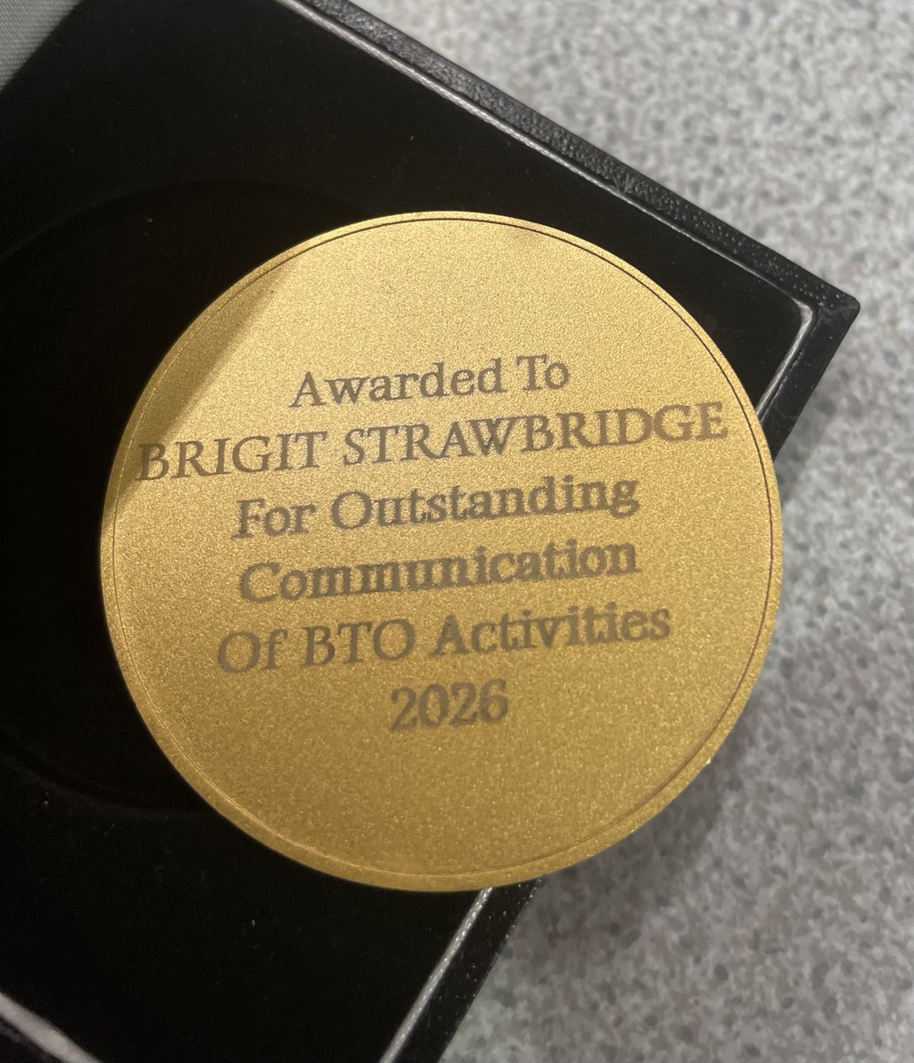 B_Strawbridge's tweet photo. Something very unexpected and lovely happened yesterday... and I'm still pinching myself that my name is on this gorgeous medal from the BTO.

Best evening ever!!! 

AND I got to see this year's amazing Society of Wildlife Artists exhibition, too! https://t.co/7BkKAOXQtX