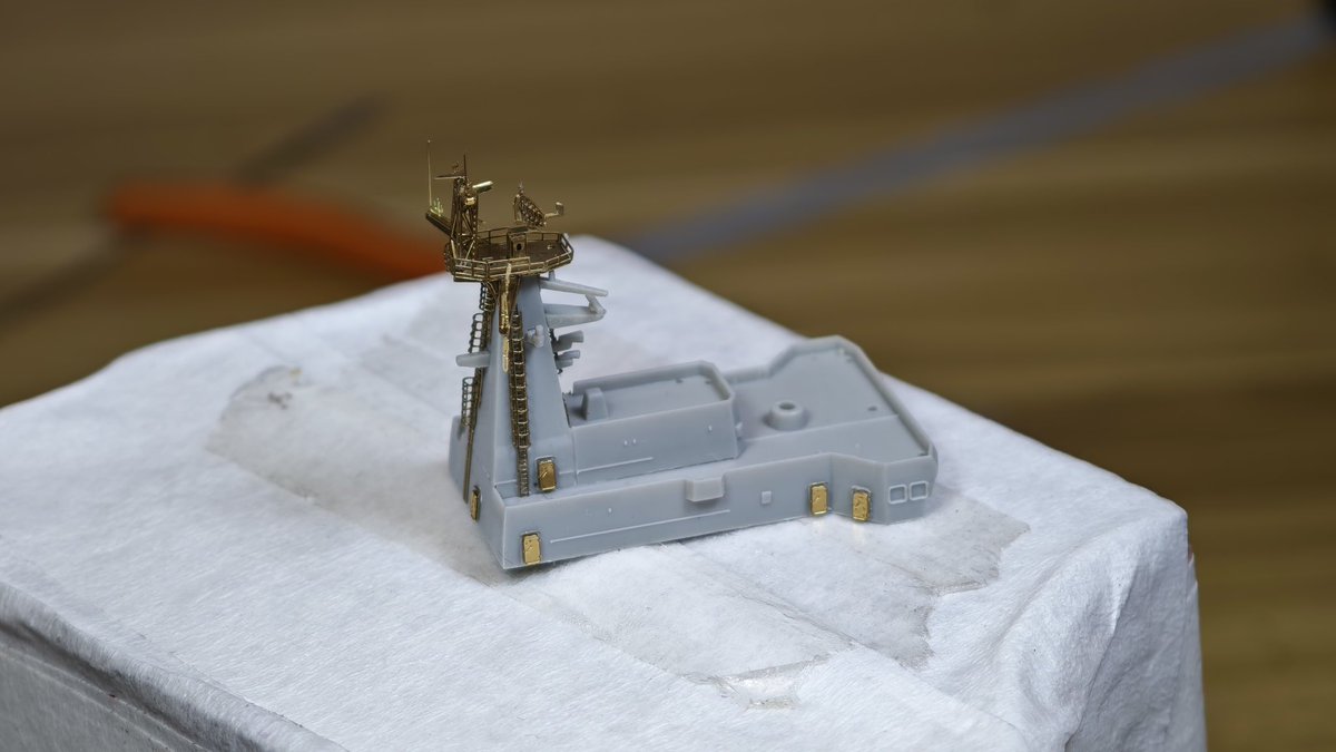 SHOKAKU_NANODAA's tweet photo. [1/700 Type 071 LPD WIP]

Start building the superstructure.

#scalemodel  #shipmodel #艦船模型 #scalemodelling #scalemodeling https://t.co/fK8A1vvaNF