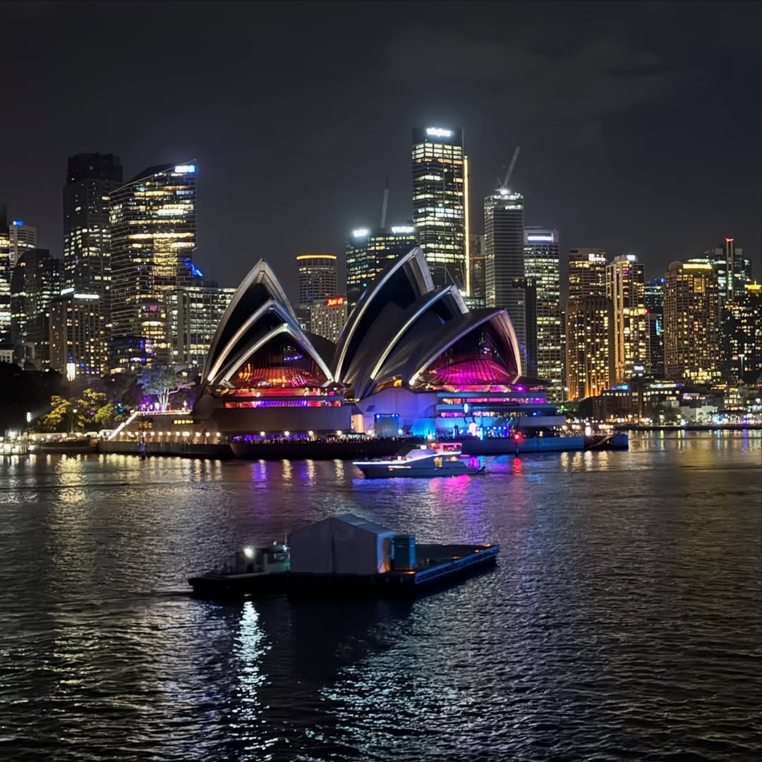 NatureRoot88's tweet photo. Sydney Australia https://t.co/91HrMcWAtN